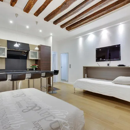 Marais - Parisien Pour 5 Personnes Apartment *